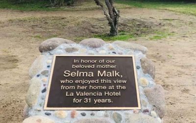 Memorial Plaques and Memorial Wording for Plaques