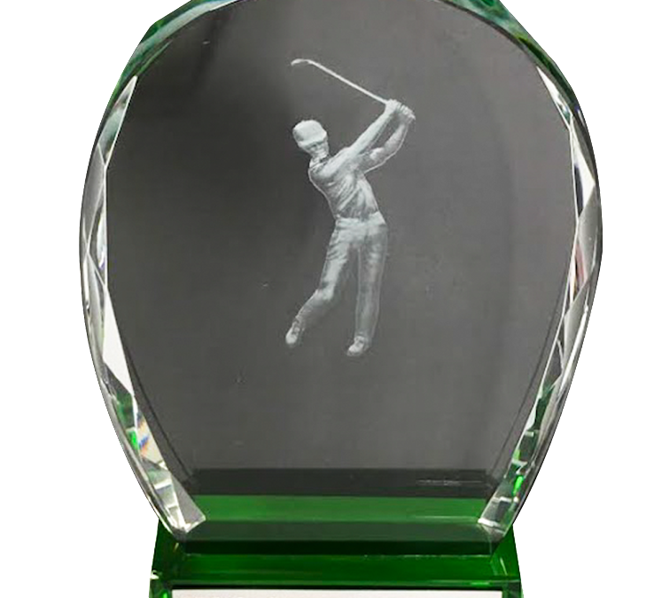 Choosing Between Acrylic and Crystal Awards: A Complete Guide
