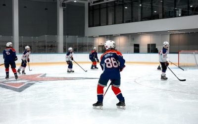 How to Order Custom Hockey Medals and Trophies for Your League or Tournament